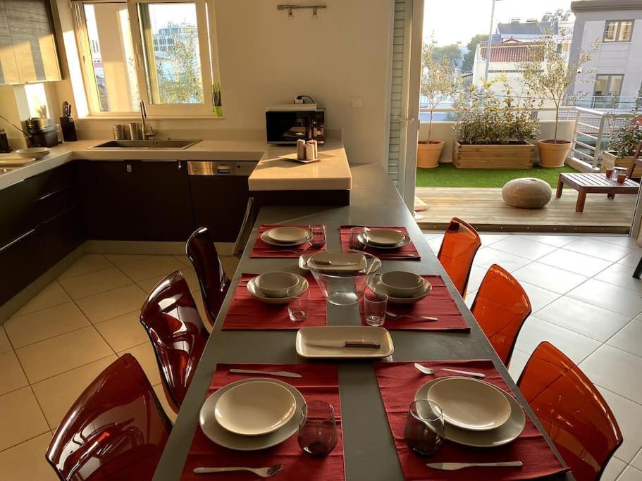 Spacious And Sunkissed 3Br & 2 Bathrooms Apartment Athena Bagian luar foto